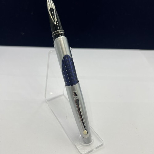Sheaffer Intrigue Blue fountain pen 14k nib like new