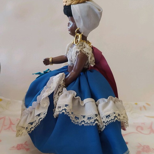 Vintage bone doll in very good condition