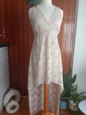 Asymmetric beige lace dress with high-low hem, like new, size M