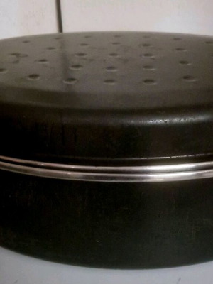Roasting pan slightly used