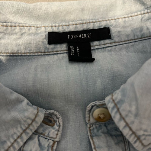 Forever 21 shirt size L, like new, blue-turquoise