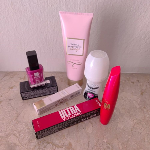 Avon set with Ultra Volume mascara, body lotion, perfume, nail enamel and deodorant new