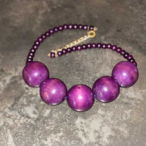 Purple wooden necklace like new, summer style