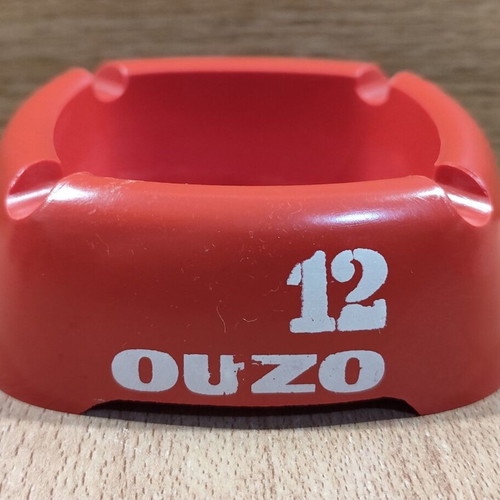 Ouzo 12 used red square plastic ashtray