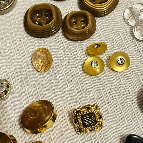 Vintage and antique buttons collection like new with designer pieces