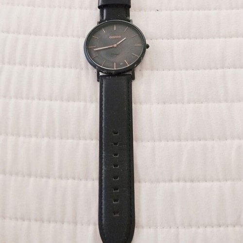 Oozoo unisex watch vintage series, like new, black leather strap