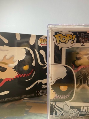 Funko Pop Anti-Venom with Medium T-shirt new