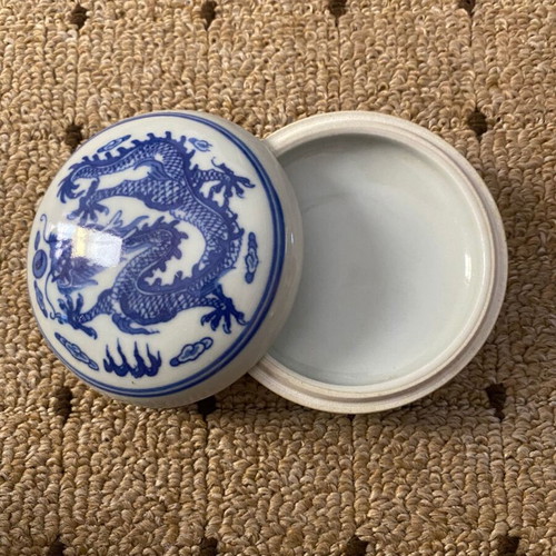 Jingdezhen blue-and-white porcelain set, 6 pieces, new