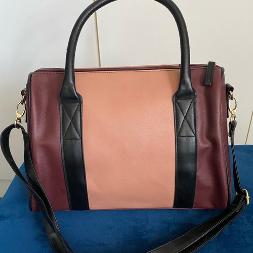 Women's two-tone bag made of faux leather like new