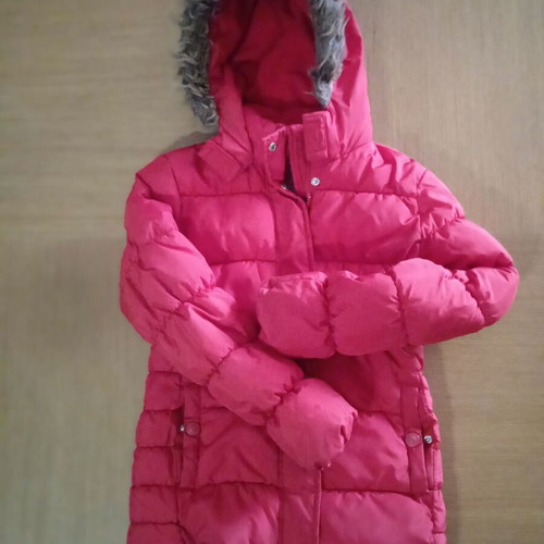 Jacket with hood for 5 years like new, red with fur trim