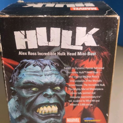 Avengers Marvel Hulk Alex Ross bust used, limited edition