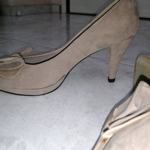 Beige pumps used, size 40, 8 cm heel