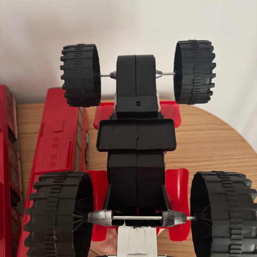 Toy set used: quad without sound, bus and metro with sound