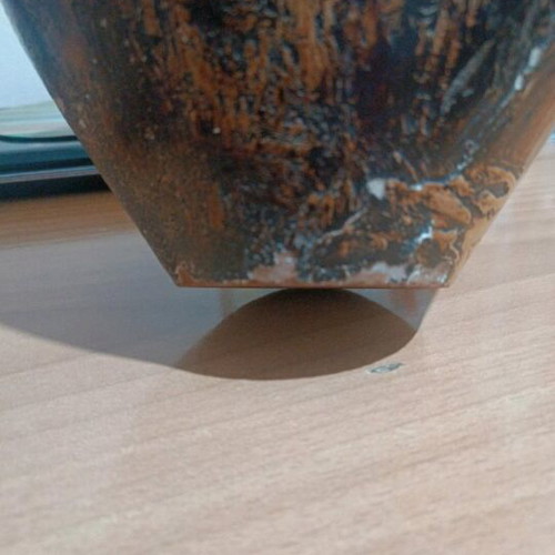 Decorative ceramic vase used with Ikaros motif