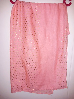 Pink scarf like new