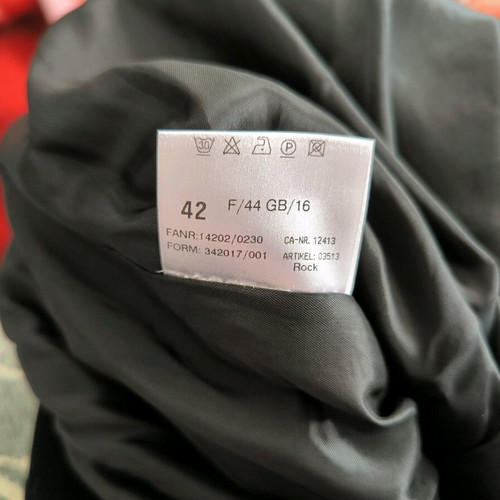 Midi skirt black like new, size XL