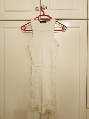 Bershka summer dress small like new, rib knit with flowers white