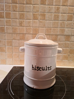 Μπισκοτιέρα Espiel σαν καινούργιο, πορσελάνη