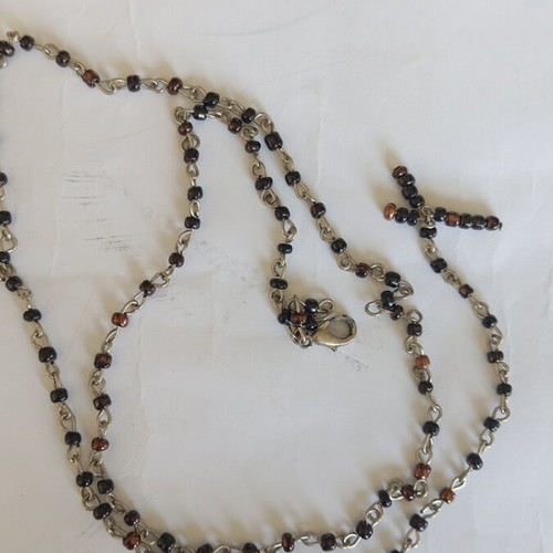 Jewelry set like new, 6 pieces with necklaces, ring, earrings, bracelets
