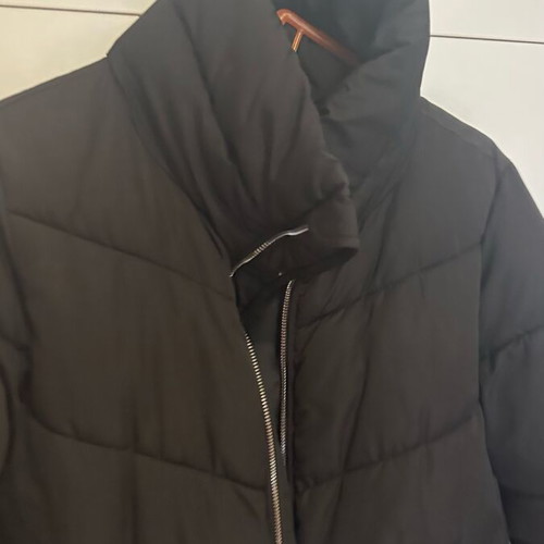 Puffer jacket Stradivarius black like new, size small