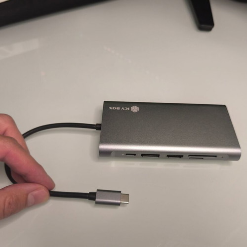 ICY BOX IB-DK4050-CPD USB-C Docking Station like new, 3-screen support, 100W PD