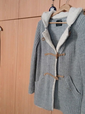 Zara дамска плетена жилетка с качулка и подплата от шерпа, размер L
