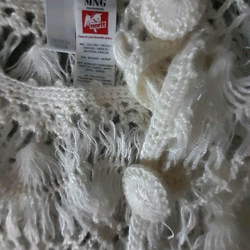 MNG white poncho top like new, one size