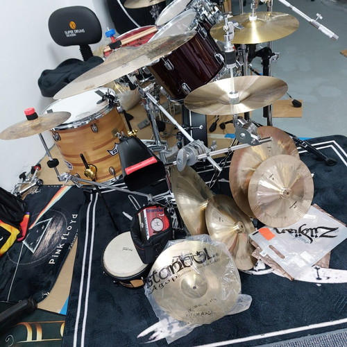 Istanbul Agop Hi-Hat 14" και Ride πιατίνι 20" καινούργια