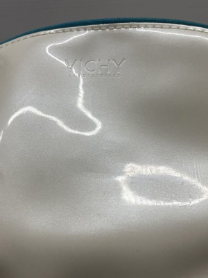 Vichy oval toiletry bag, pearly with mermaid effect