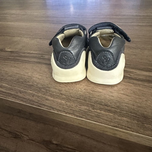 Biomecanics children's shoes like new