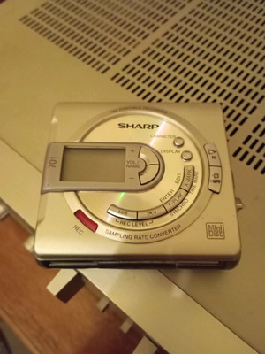 Mini disc Sharp Md-ms701w used for parts or repair