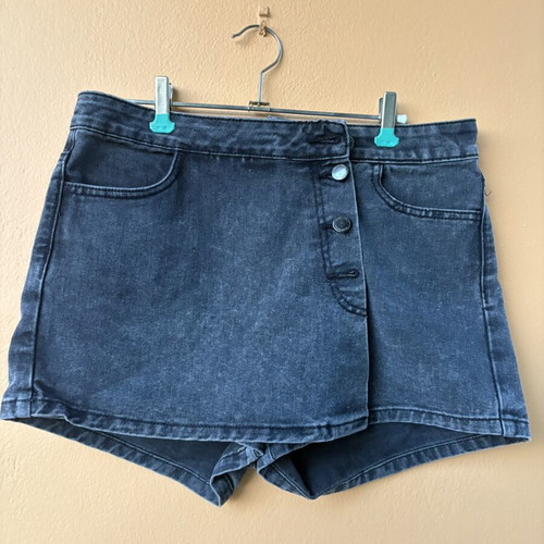 Denim skirt-shorts size 38 by Taylie Weill, like new, blue