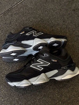 New Balance 9060 Sport Shoes Black New