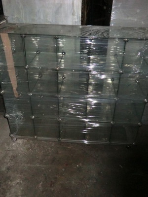 Γυάλινη ραφιέρα πολυτελείας καινούργια