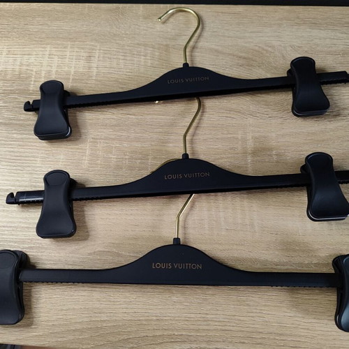 Louis Vuitton plastic hangers used, set of 6, 42 & 36 cm