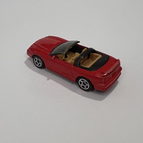 Matchbox 1995 Ford Mustang Cobra παιχνίδι κάμπριο σε κόκκινο
