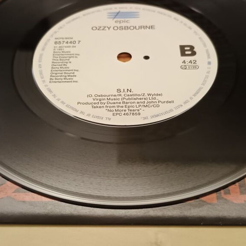 Ozzy Osbourne No More Tears 7'' vinyl like new, metal