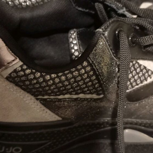Liu Jo athletic boots like new, leather and suede, with fabric bag
