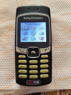 Sony Ericsson T290i vintage mobile phone used