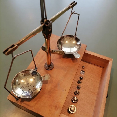REX VINTAGE PRECISION BALANCE