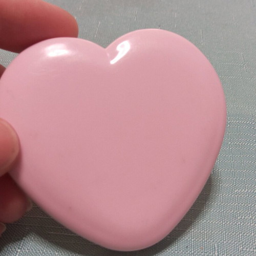 Double heart-shaped pink bag mirror like new, plastic