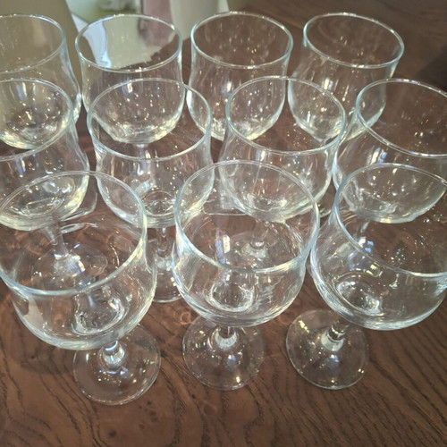 Wine glasses used, set of 11, glass