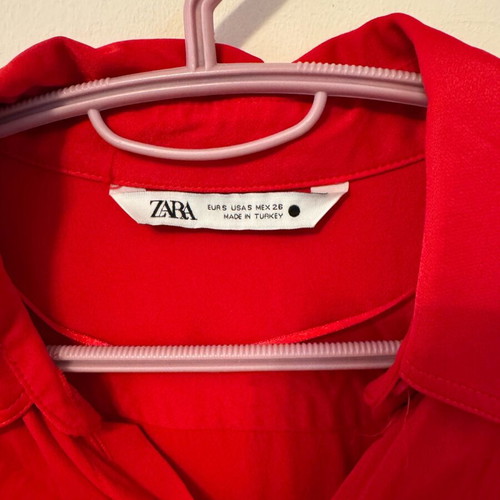 Satin red Zara shirt new, size S