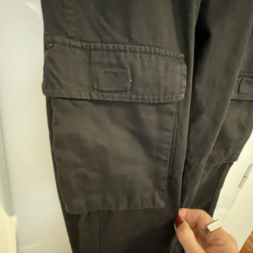 Bershka γυναικεία cargo παντελόνια 42 σαν καινούργια, μαύρα με ασημένιες λεπτομέρειες