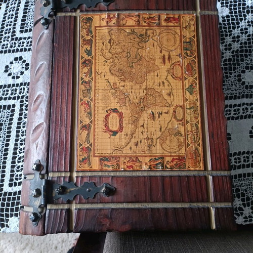 Wooden storage box vintage design like a book like new