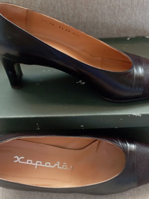 Haralas leather pumps, black, size 38.5