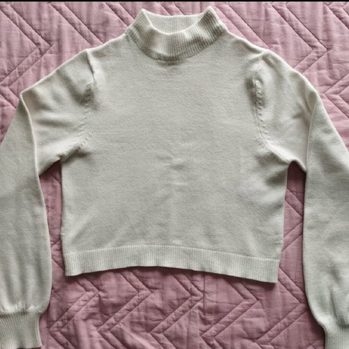 Knitted girls' sweater like new A.A UNDERWEAR
