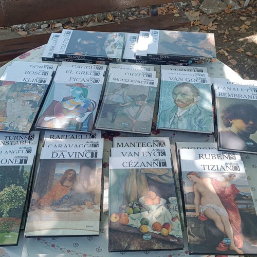 Art Book collection of painters, 32 volumes