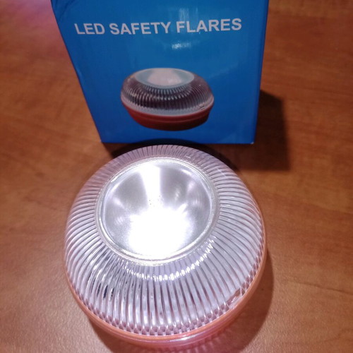 Magnetic car flare new for emergency triangle replacement