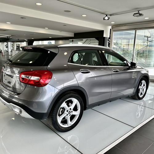 Mercedes-Benz GLA 180 2019CDI Auto Business like new, diesel SUV